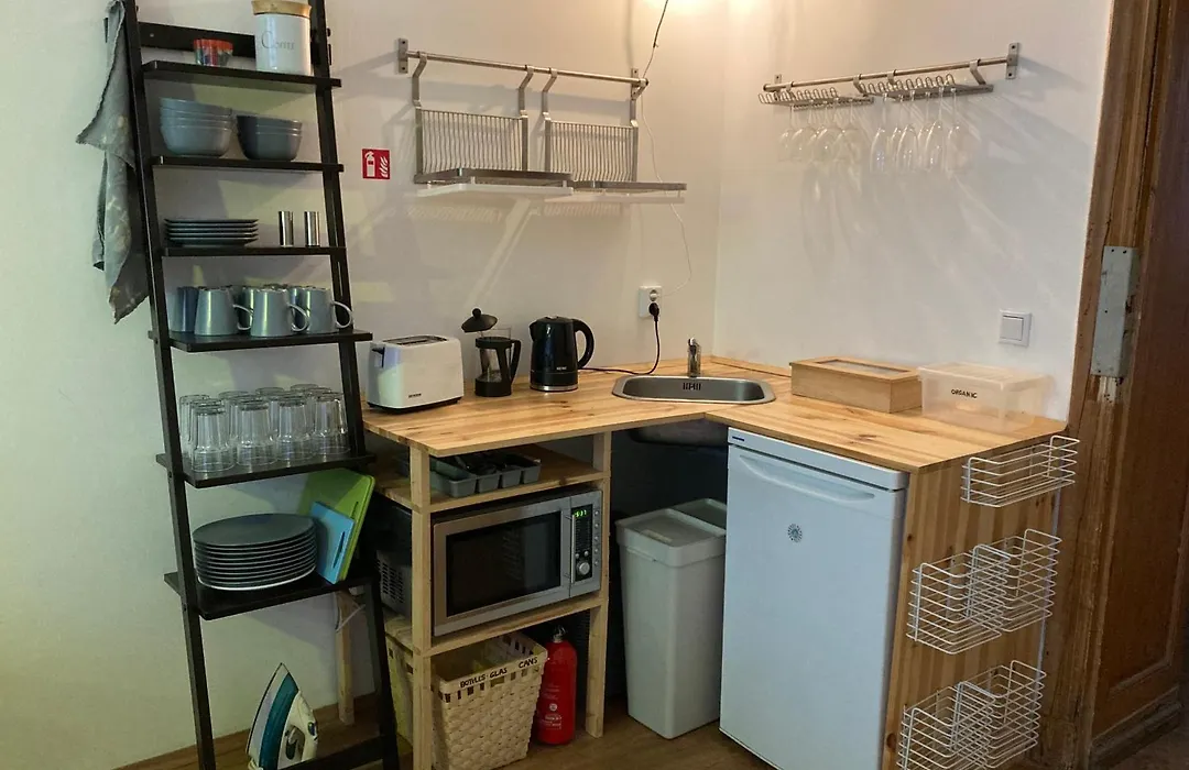Minimal Hostel No 41-1